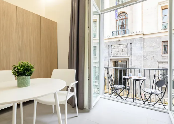 Gæstehus Dimora Joseph Via Toledo *